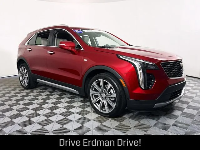 2023 Cadillac XT4 Premium Luxury's photo
