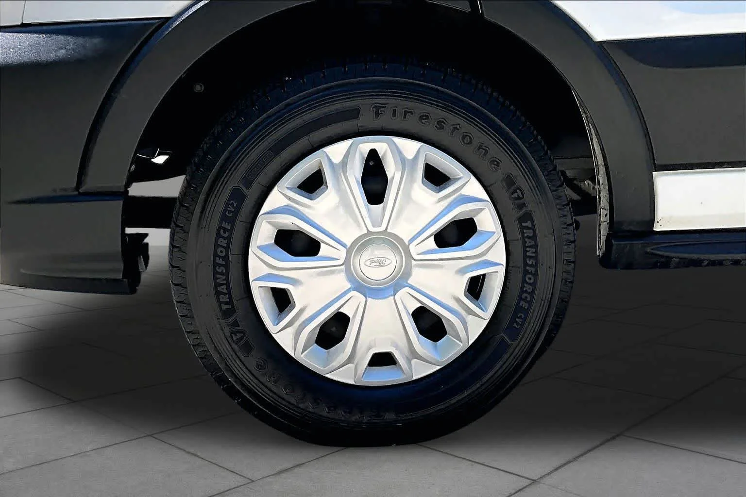 Used 2021 Oxford White Ford  image 11