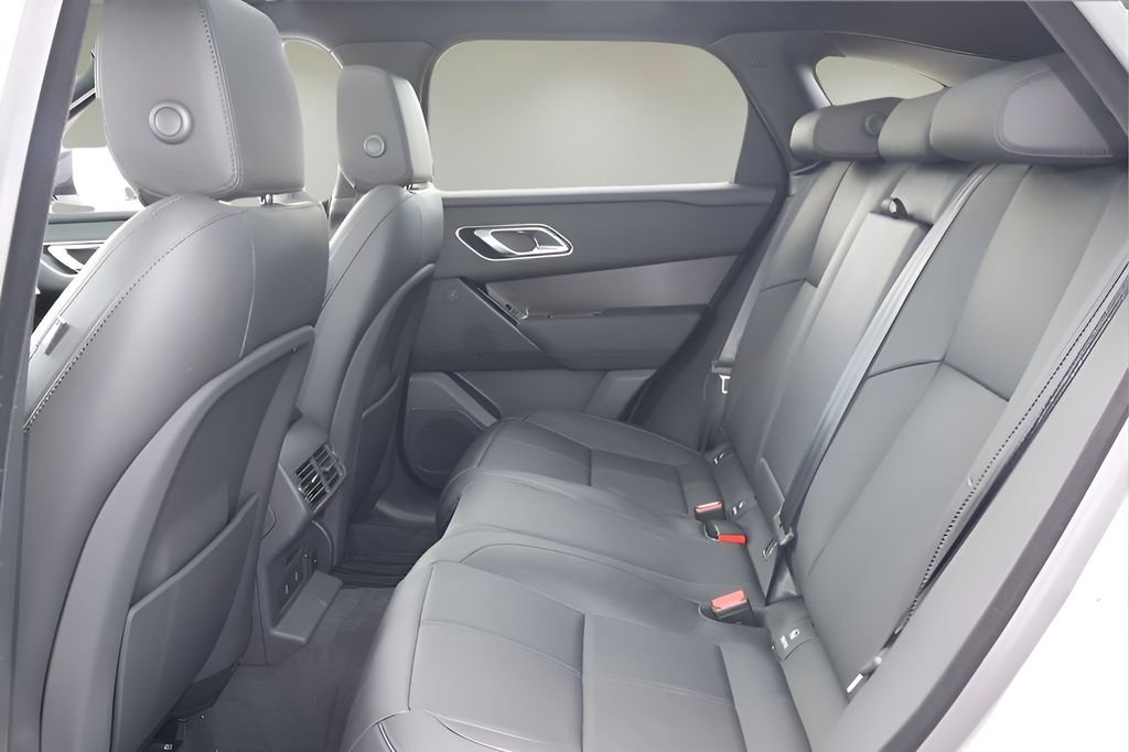 New 2026 Fuji White Land Rover Dynamic SE image 12