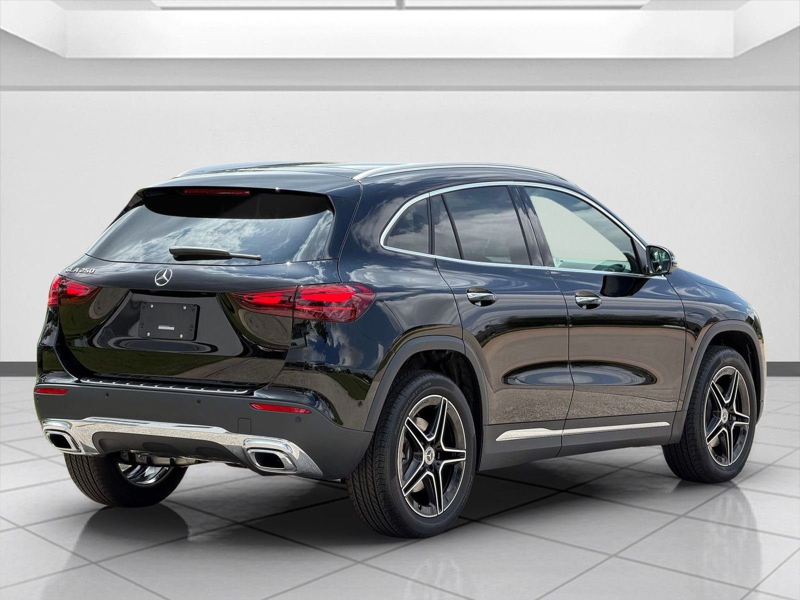 New 2026 Night Black Mercedes-Benz GLA 250 image 3