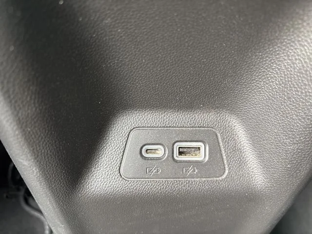 Used 2021 Blue Buick Essence image 33