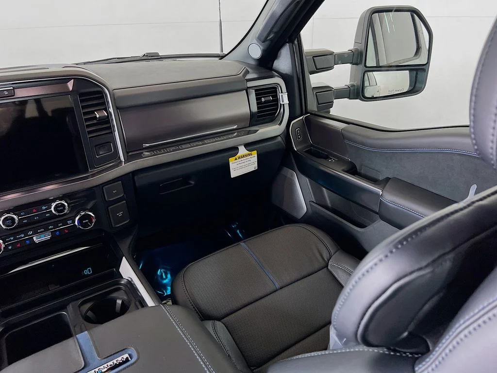 New 2026 Glacier Gray Metallic Tri-Coat Ford Platinum image 28