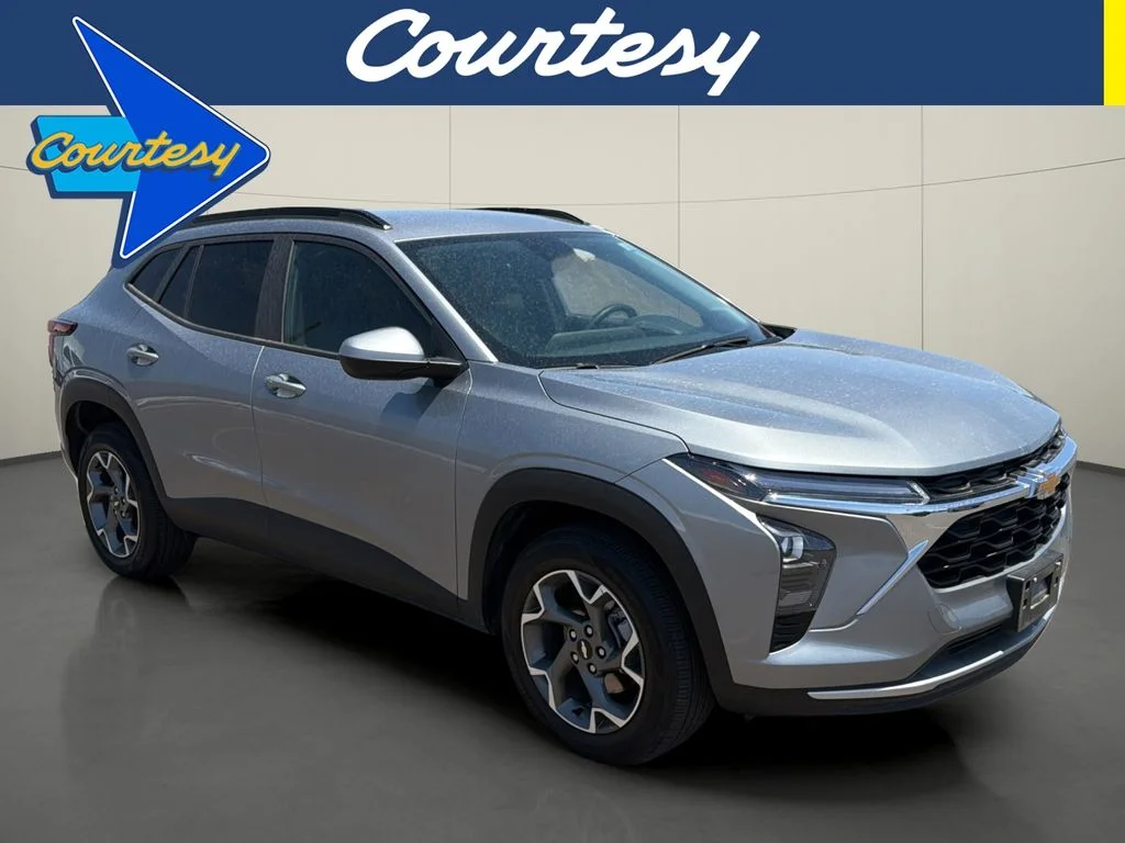 Used 2025 Gray Chevrolet LT image 1