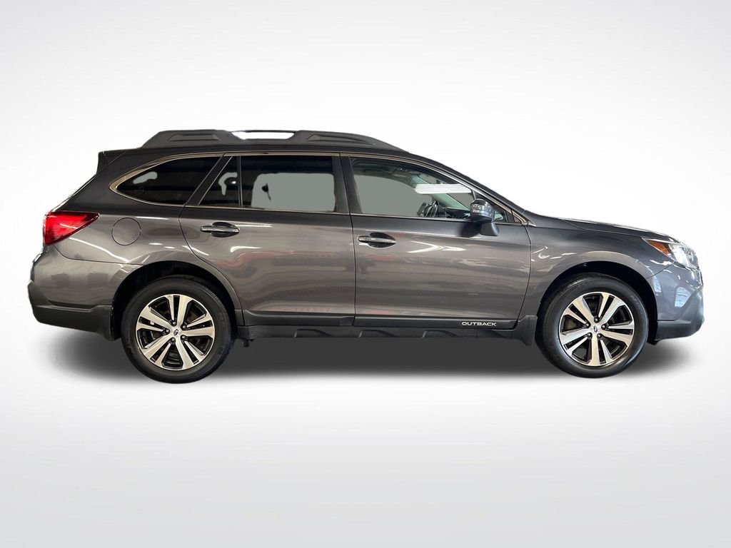 Used 2019 Gray Subaru 2.5i image 7