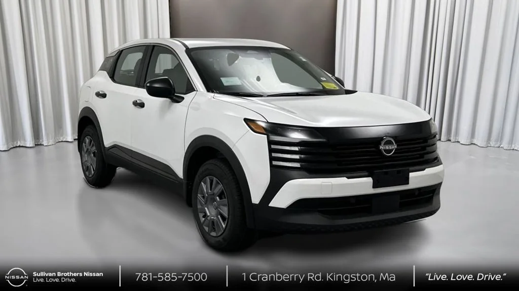 Used 2025 White Nissan S image 3