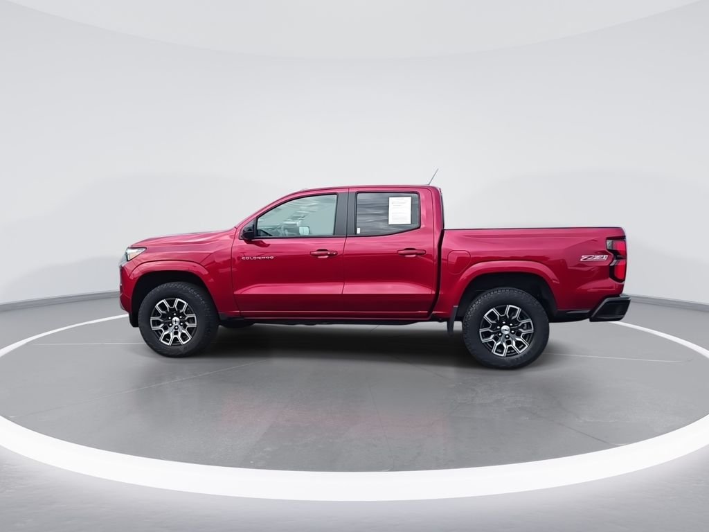 Used 2024 Red Chevrolet Z71 image 6