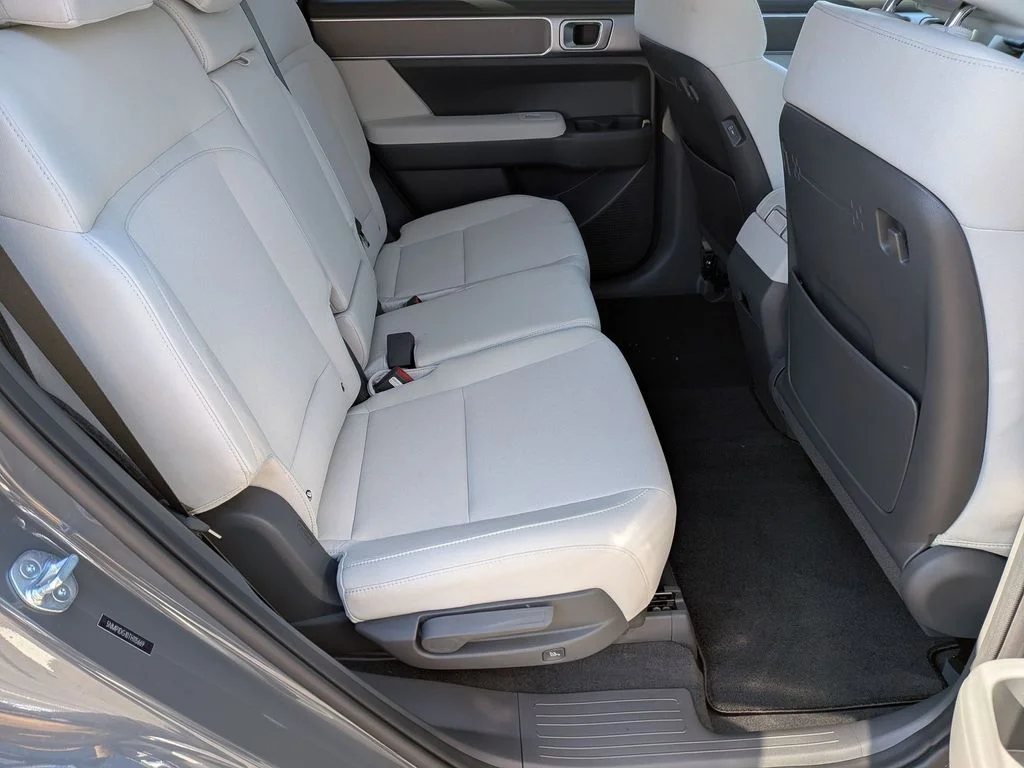 New 2026 Gray Hyundai SE image 30