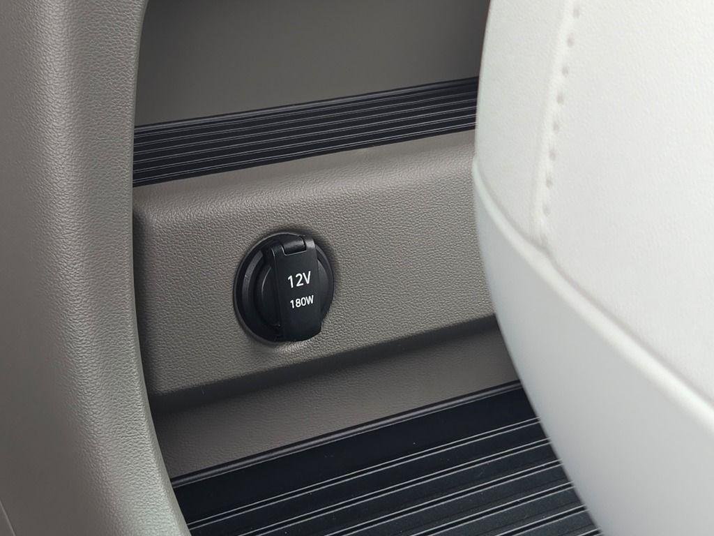 New 2026 Gray Pearl Hyundai SEL Premium 7P image 33
