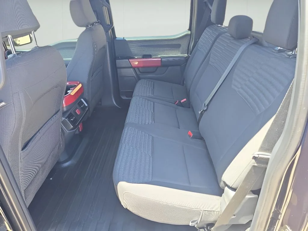 Used 2022 Black Ford  image 29