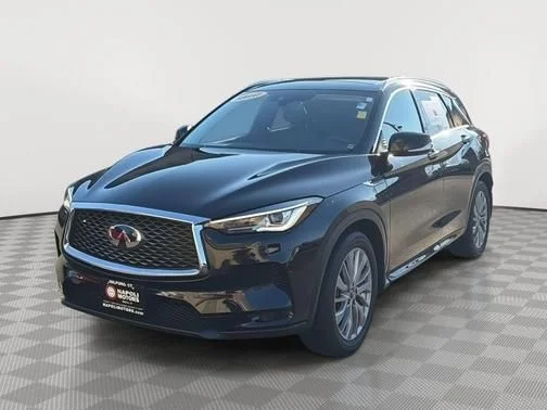 Used 2023 Black INFINITI LUXE image 7