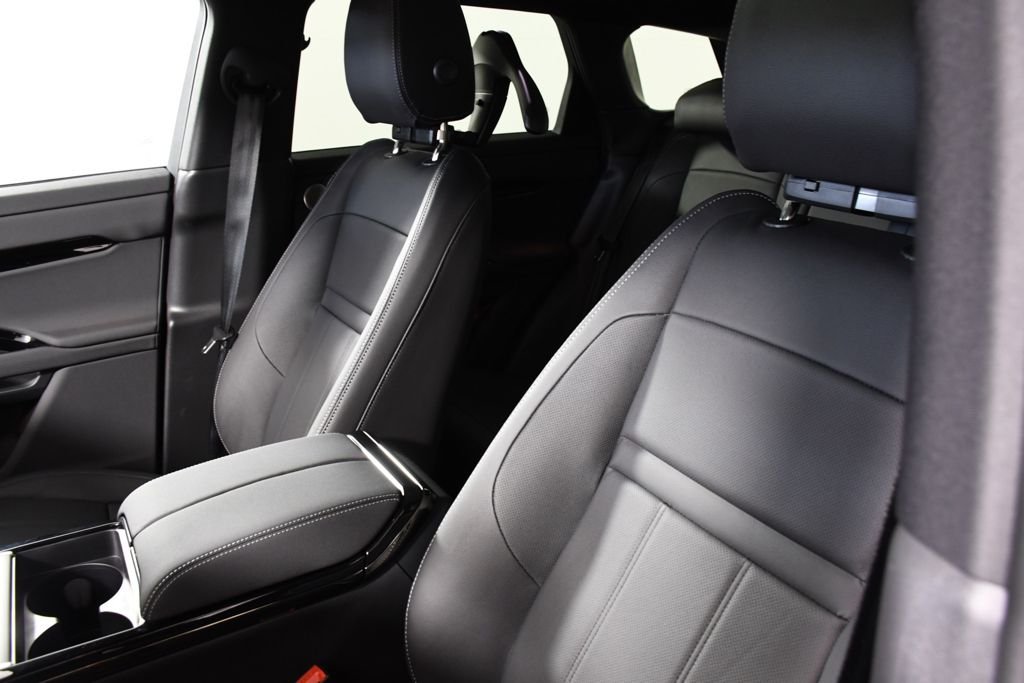 New 2026 Santorini Blk Land Rover  image 17