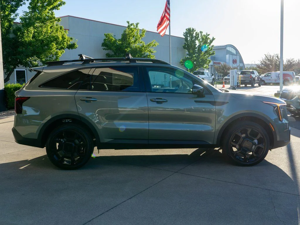 2025 Kia Sorento X-Line EX - Photo 8