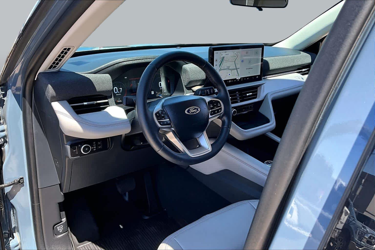 Used 2026 Blue Ford Active w/200A Pkg image 17