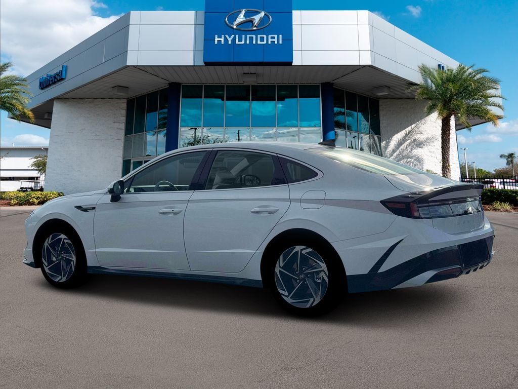 New 2026 White Hyundai SEL Sport image 24