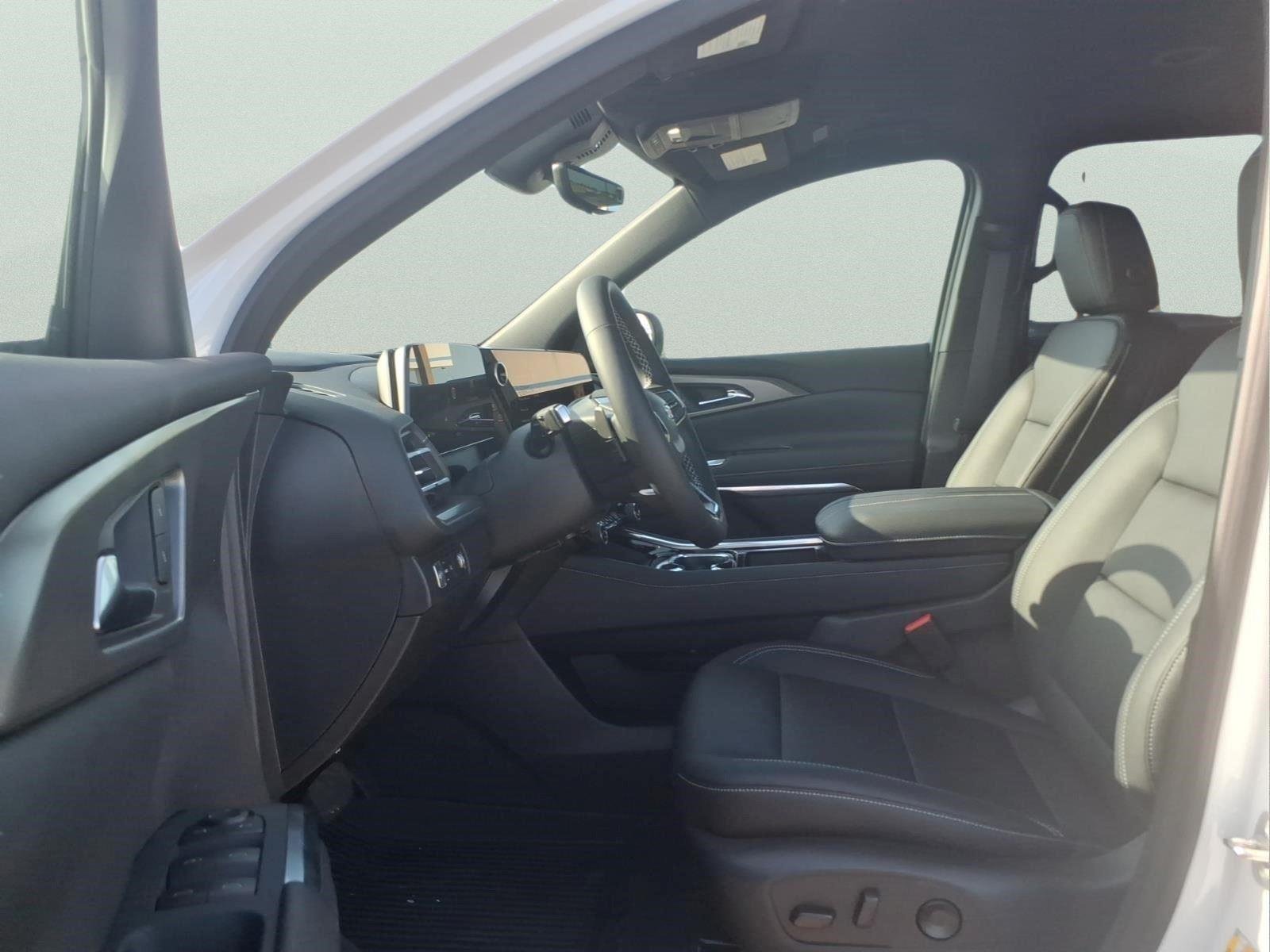 New 2026 Summit White Chevrolet LT image 16