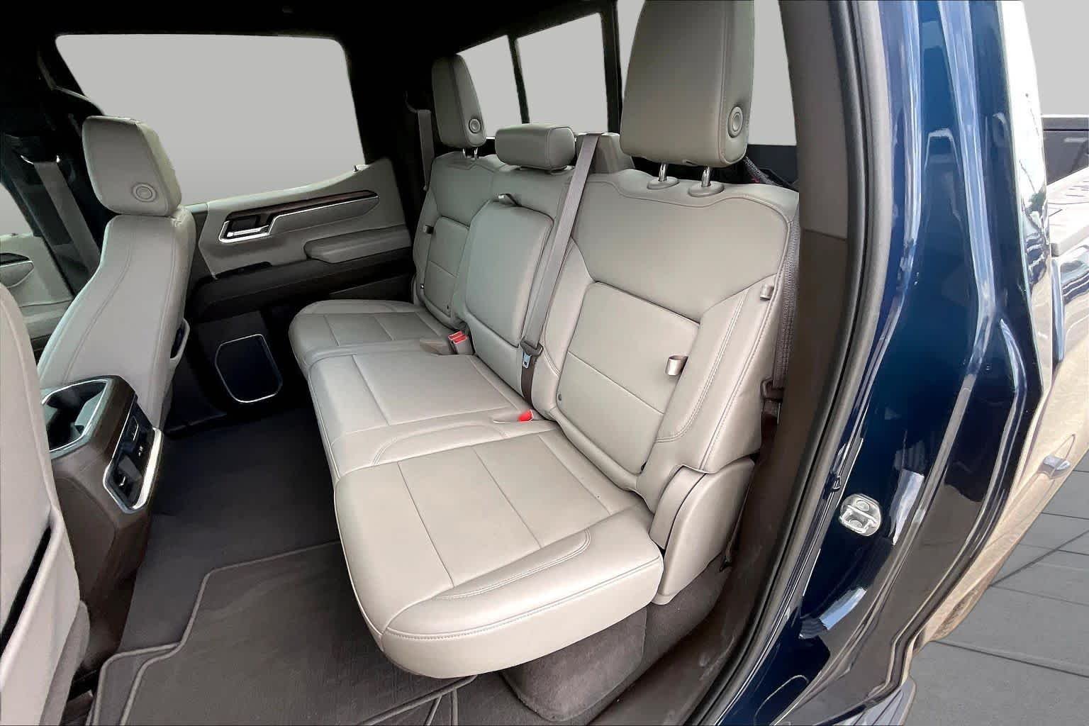 Used 2023 PACIFIC BLUE METALLIC GMC SLT image 20