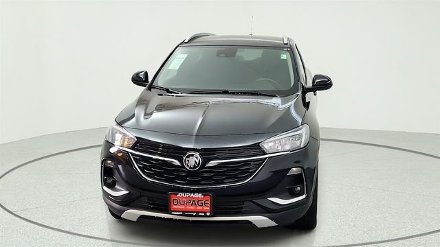 Used 2020 Black Buick Select image 3