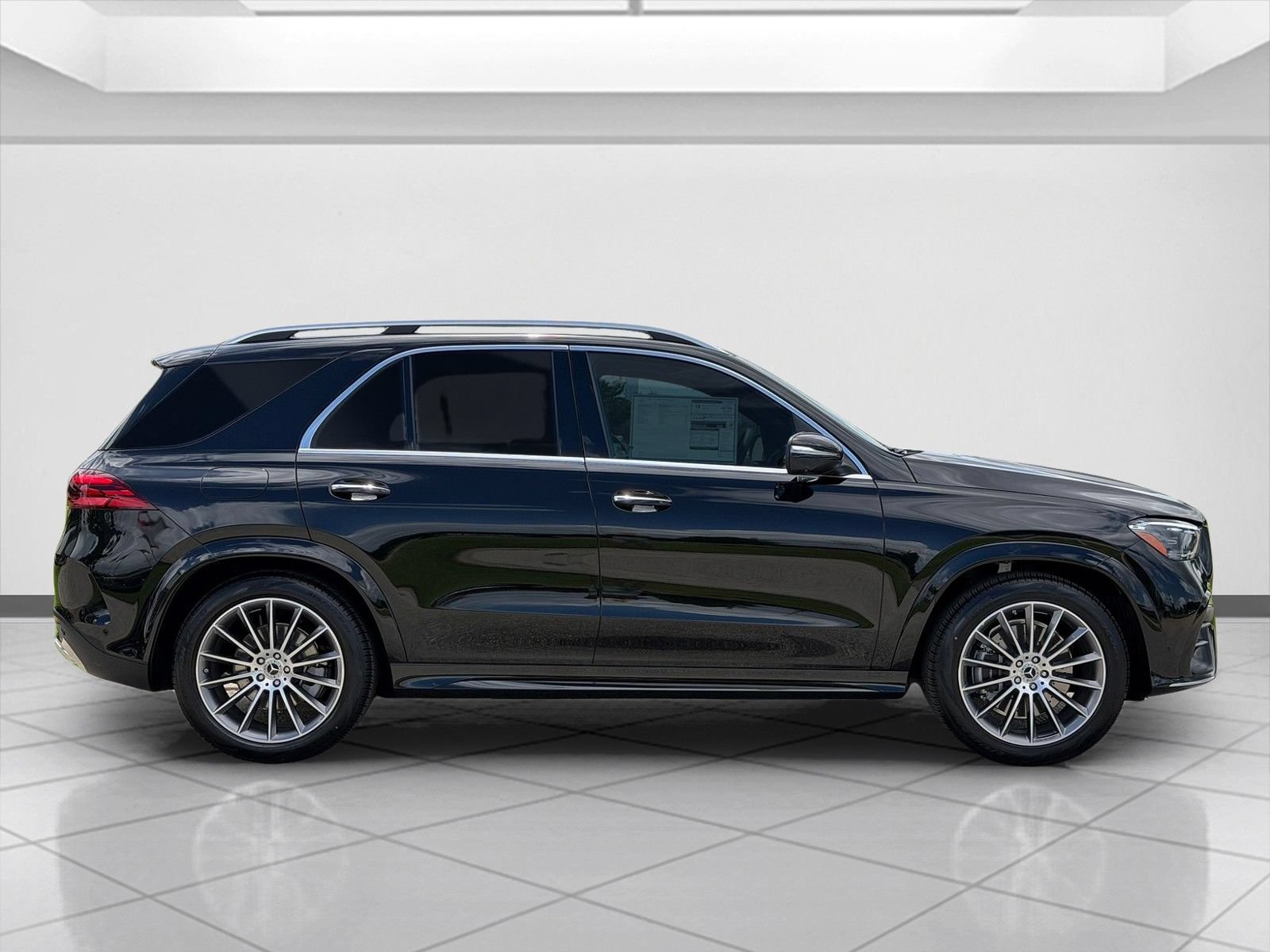 New 2026 Obsidian Black Metallic Mercedes-Benz GLE 580 image 26