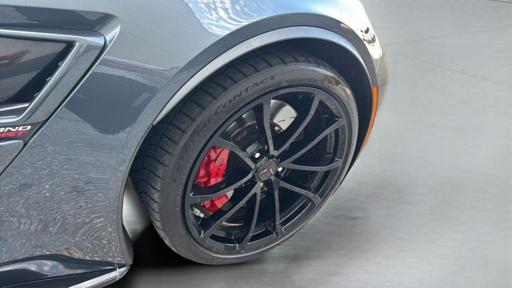 Used 2019 Gray Chevrolet Grand Sport image 45
