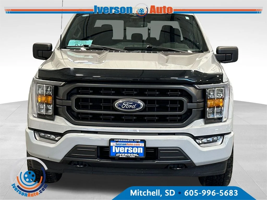 Used 2023 White Ford XLT image 3
