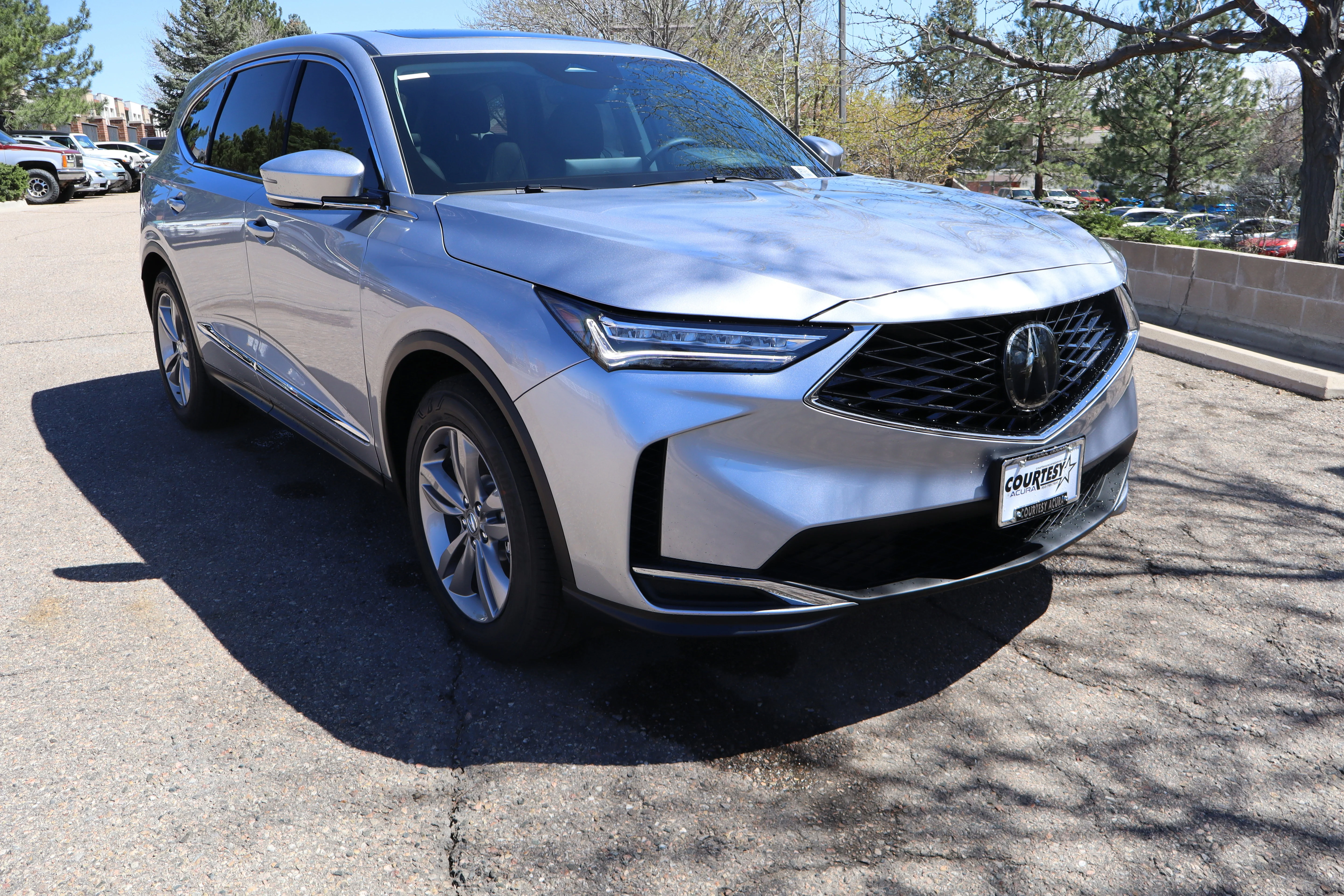 New 2026 Solar Silver Metallic Acura 4MDX image 7