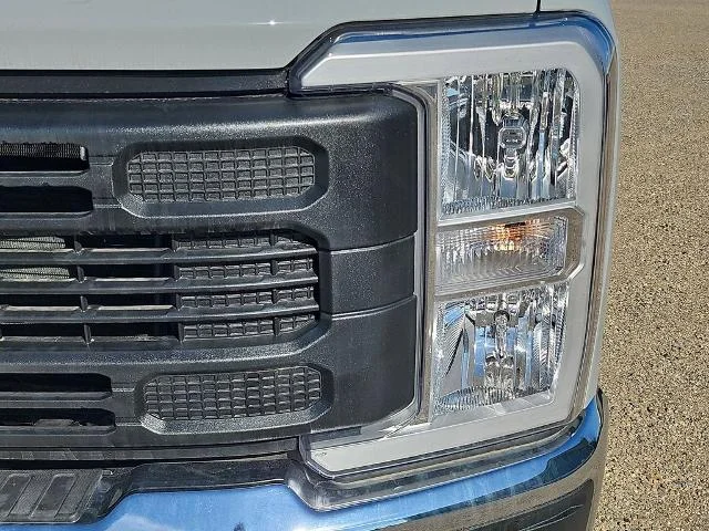 2025 Ford F-350 Super Duty XL - Photo 70