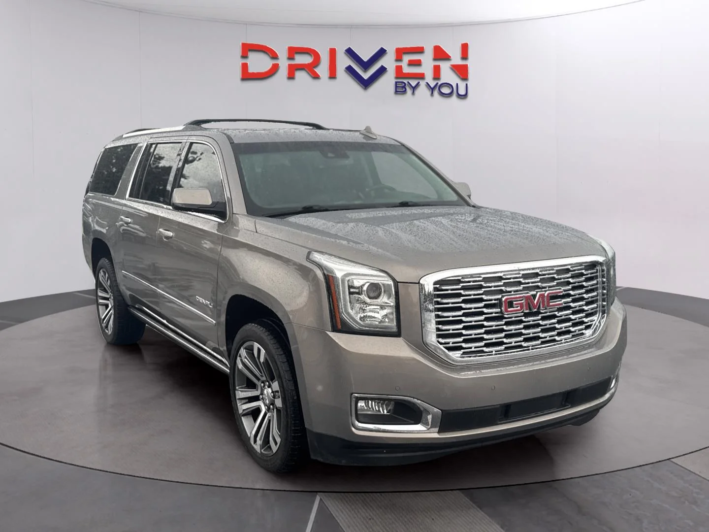 Used 2019 PEPPERDUST METALLIC GMC Denali image 8