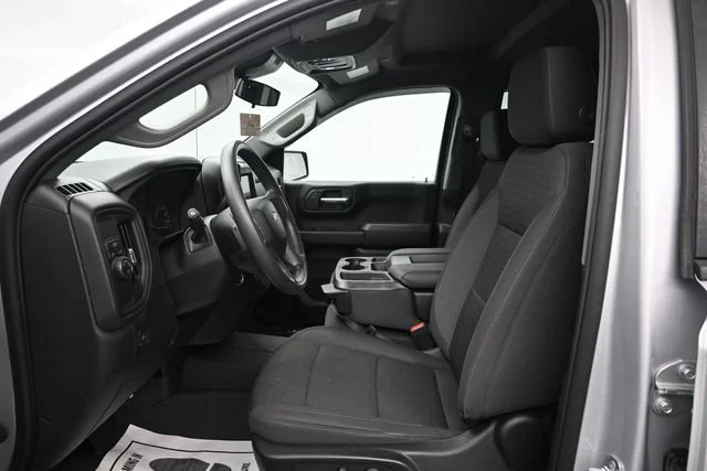 Used 2022 SILVER ICE METALLIC Chevrolet Custom image 9