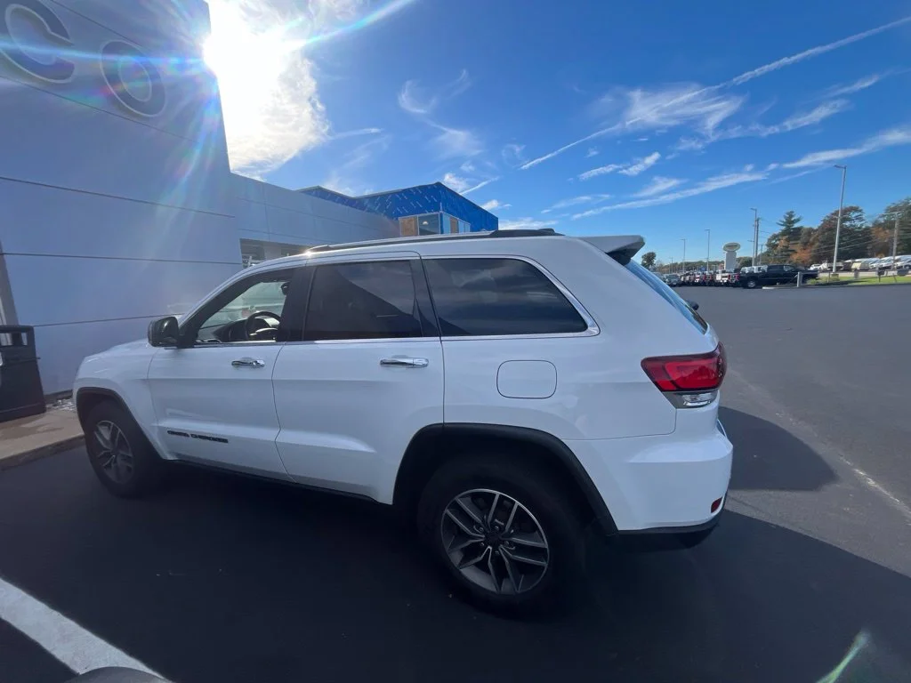 Used 2021 Bright White Clearcoat Jeep Limited image 2