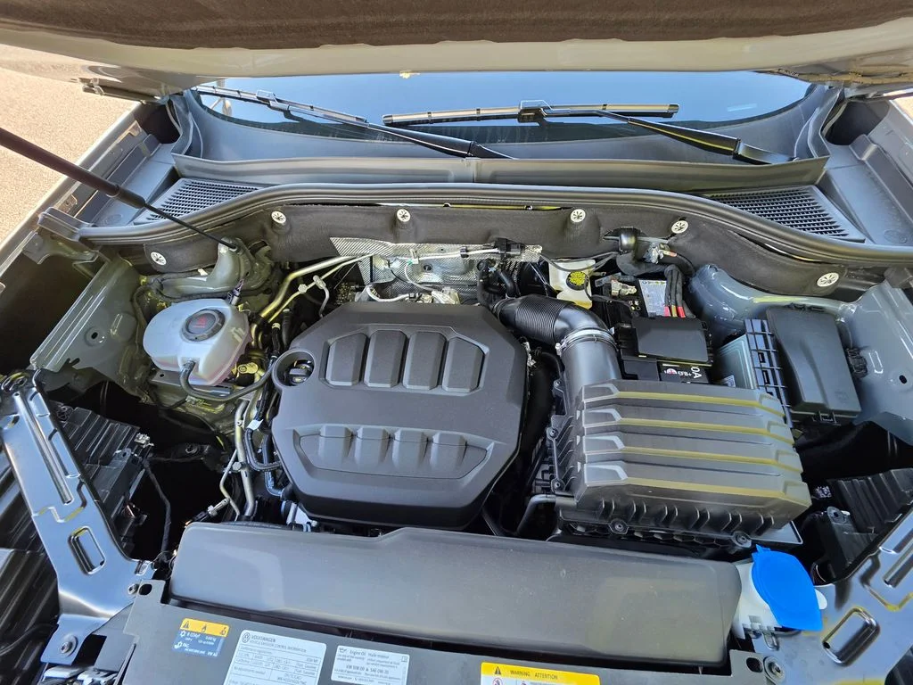 New 2026 Pure Gray Volkswagen 2.0T SE w/Technology image 23