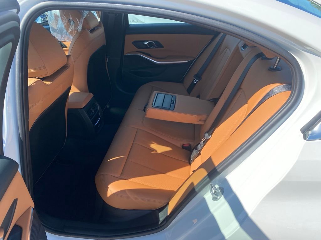 New 2026 Alpine White BMW 330i NA xDrive image 7