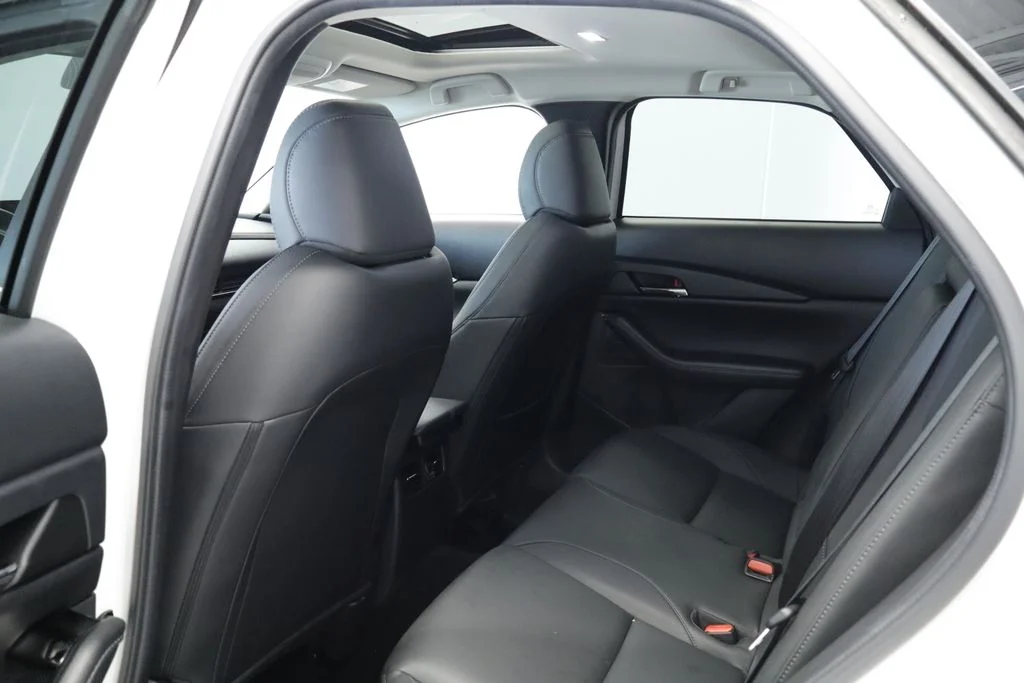 Certified Used 2022 White Mazda 2.5 S Preferred Package image 22
