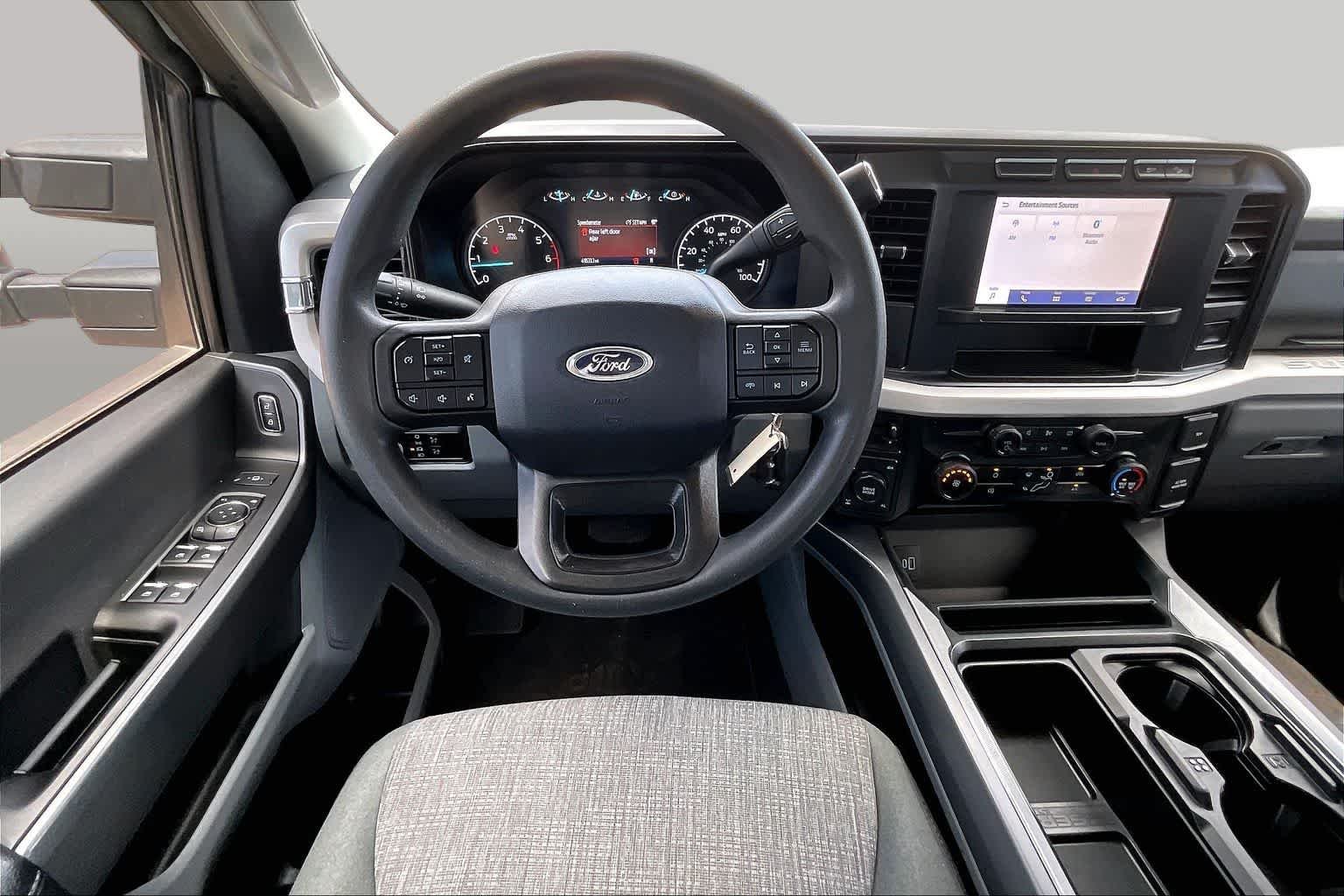 Used 2024 Oxford White Ford XLT image 6