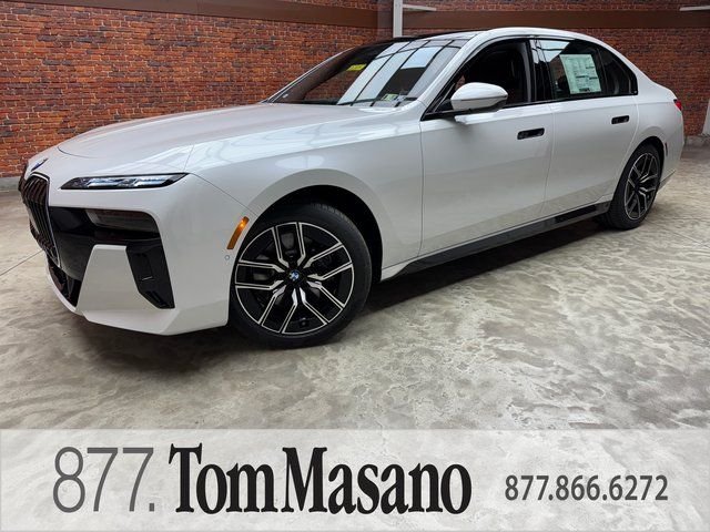 2026 BMW 7 Series 740i xDrive Sedan's photo