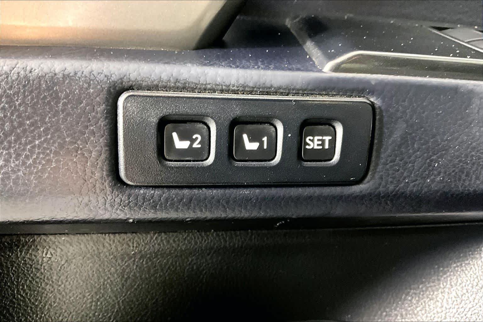 Used 2022 Atomic Silver Lexus Premium image 32