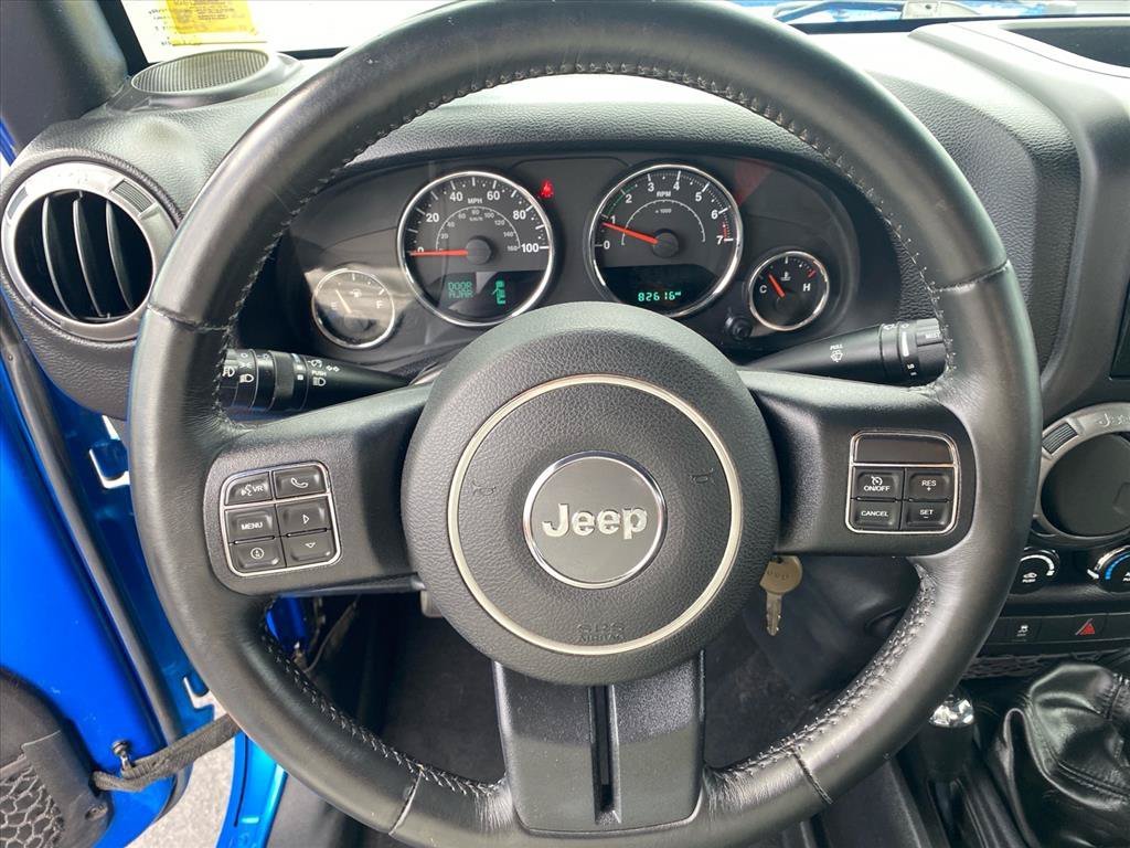 Used 2016 Hydro Blue Pearlcoat Jeep Sport image 10