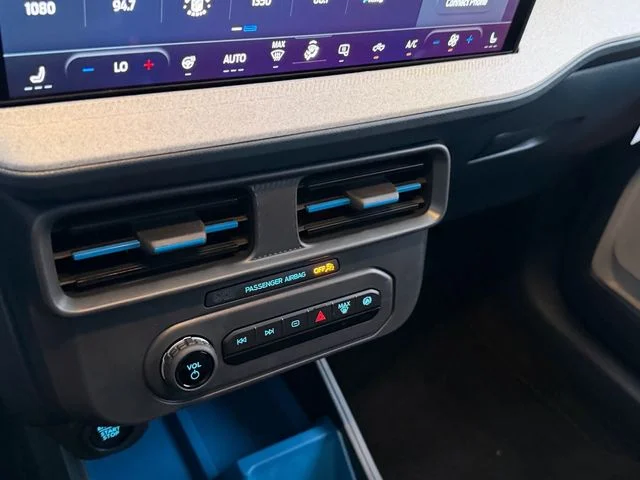 New 2026 Black Ford XLT image 10
