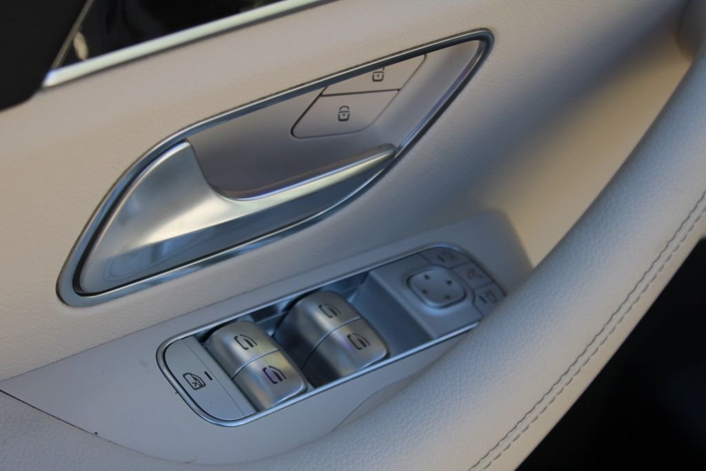 Certified Used 2025 White Mercedes-Benz GLE 450 image 14