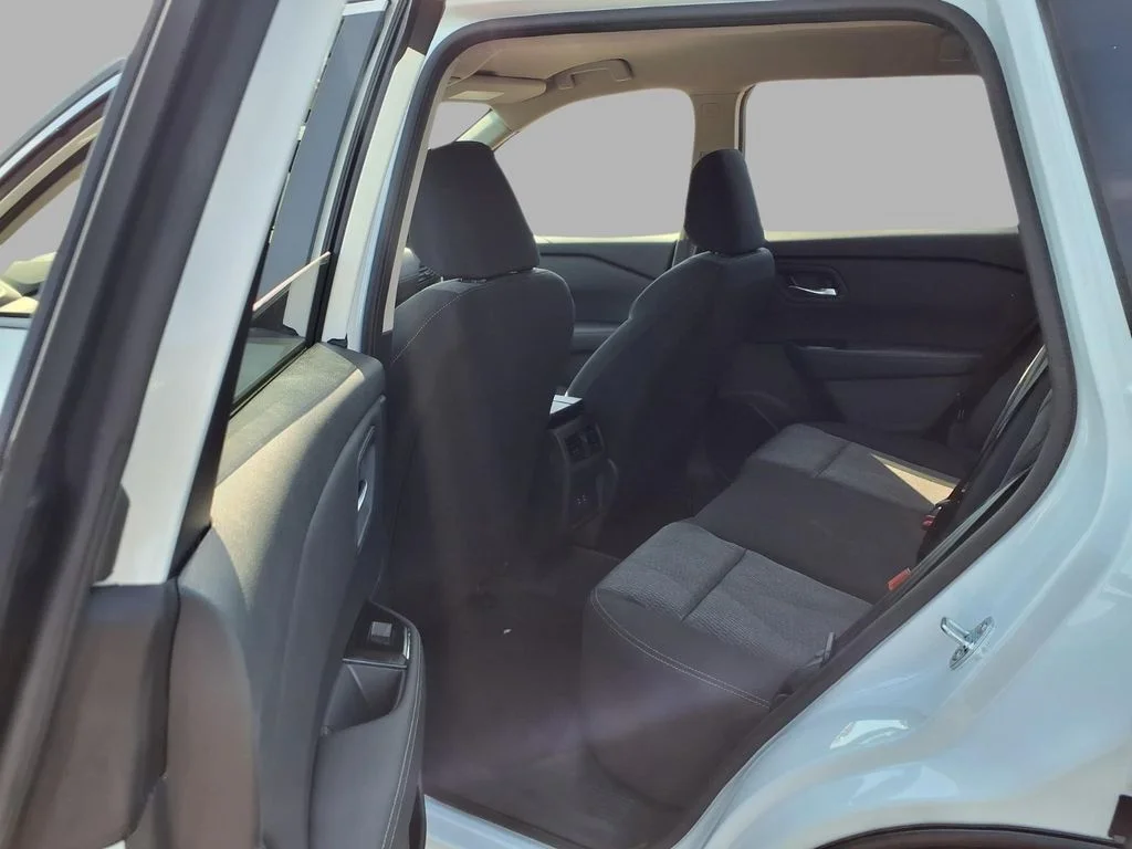 New 2026 Everest White Pearl TriCoat Nissan SV image 22