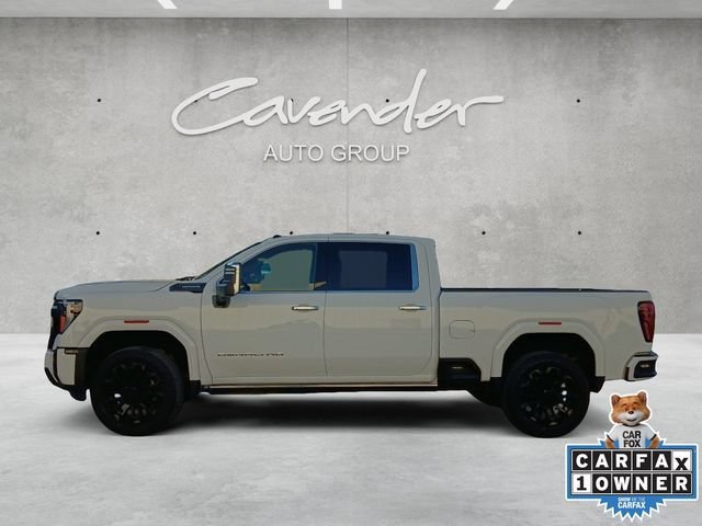 Used 2025 Summit White GMC Denali Ultimate image 13