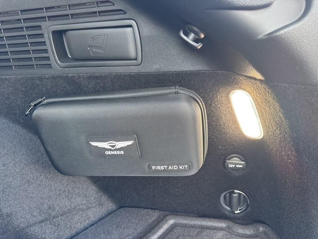 New 2026 Red Genesis 2.5T SELECT image 14