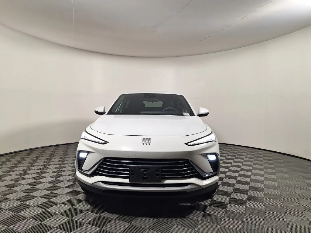 Used 2026 White Buick Preferred image 2