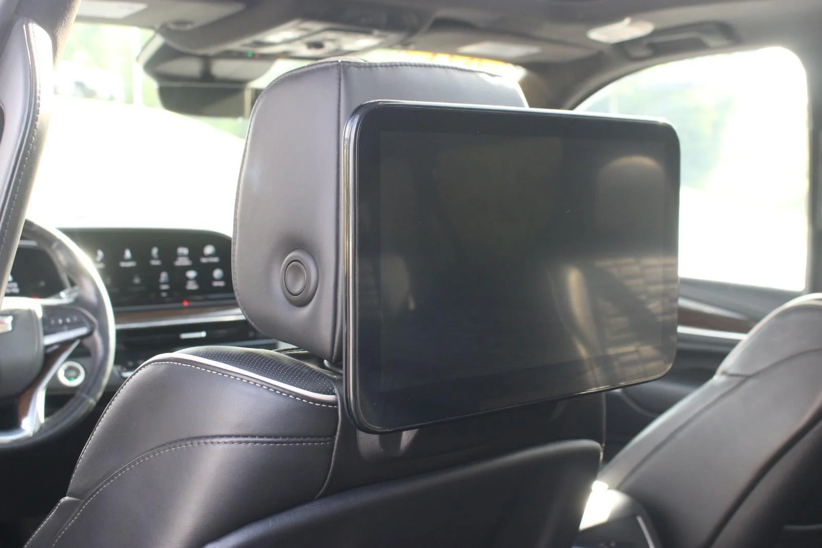 Used 2021 BLACK RAVEN Cadillac Sport Platinum image 34