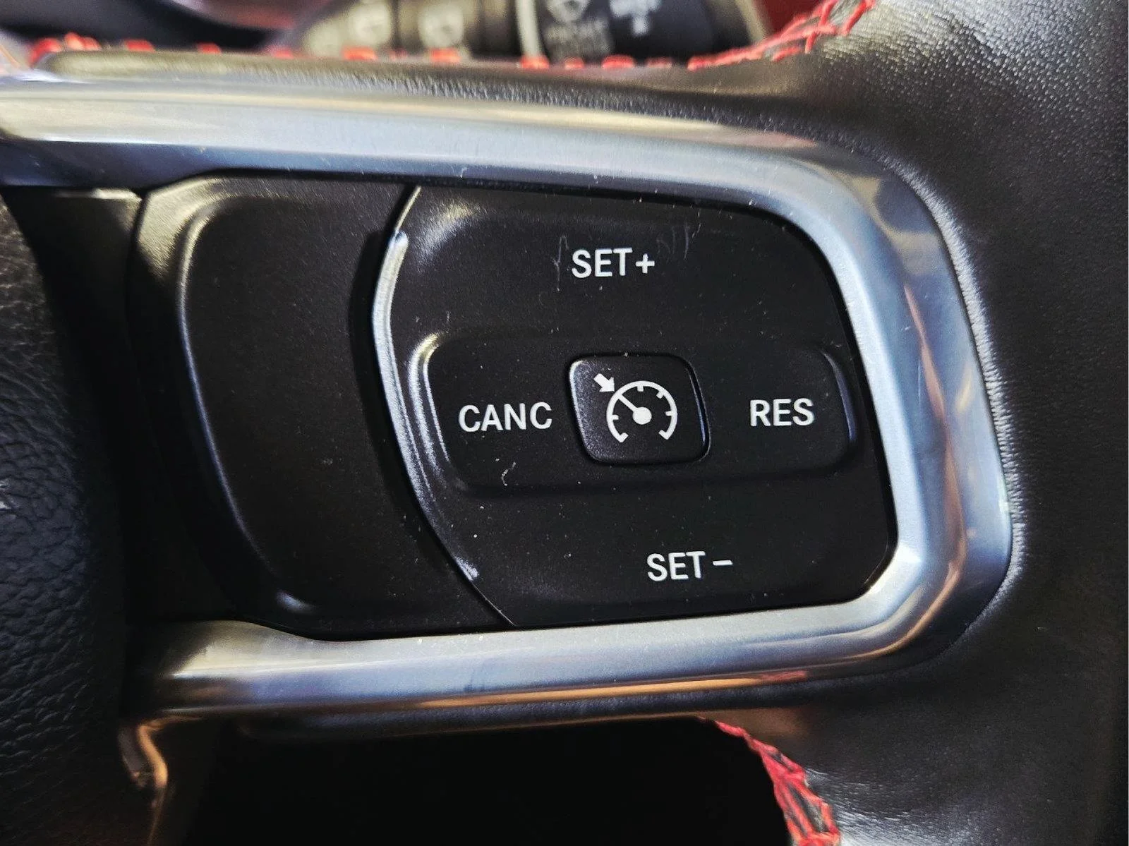 Used 2023 High Velocity Clearcoat Jeep Rubicon image 22