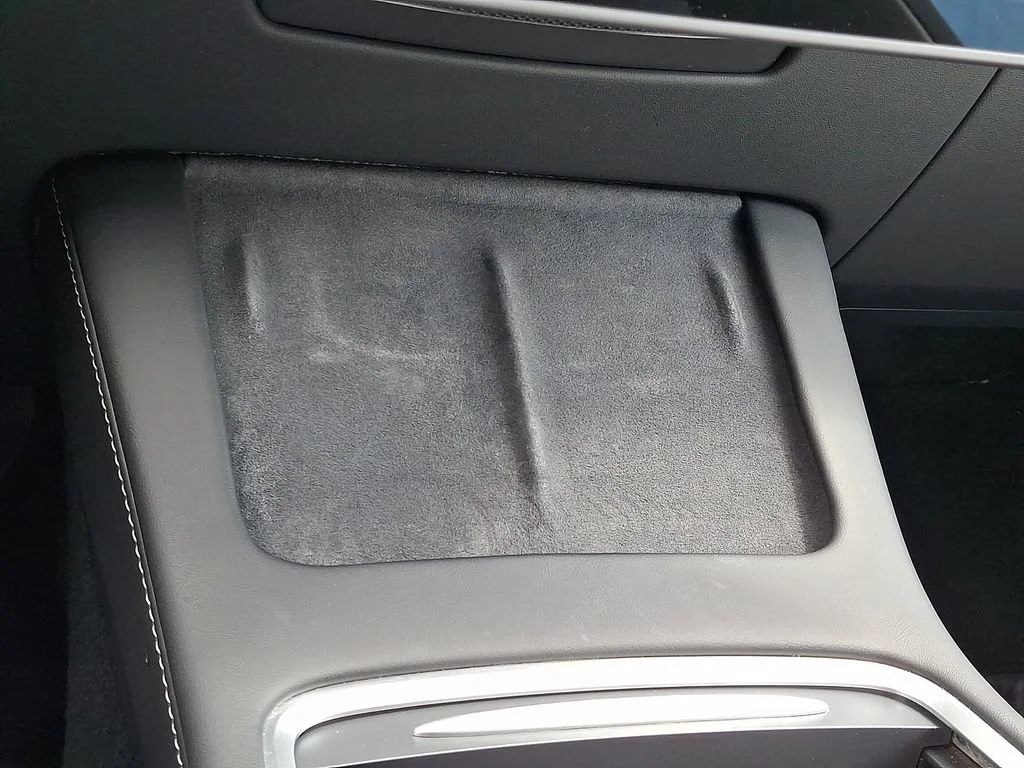 Used 2023  Tesla Long Range image 24