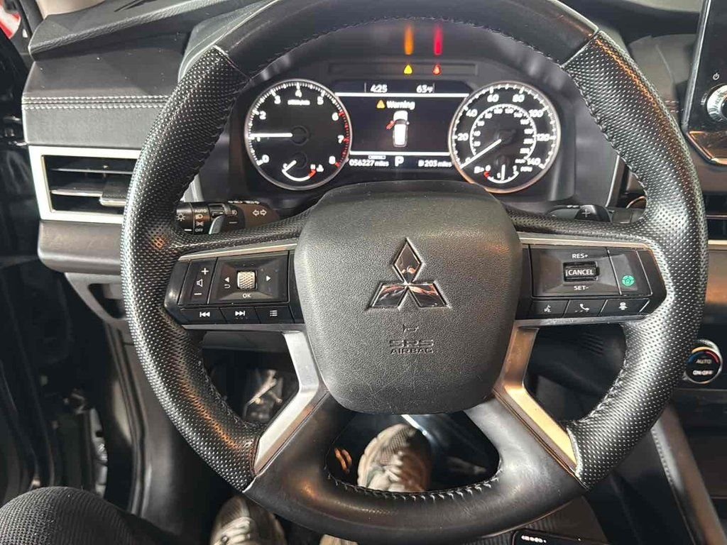 Used 2024 Black Mitsubishi SE Black Edition image 40