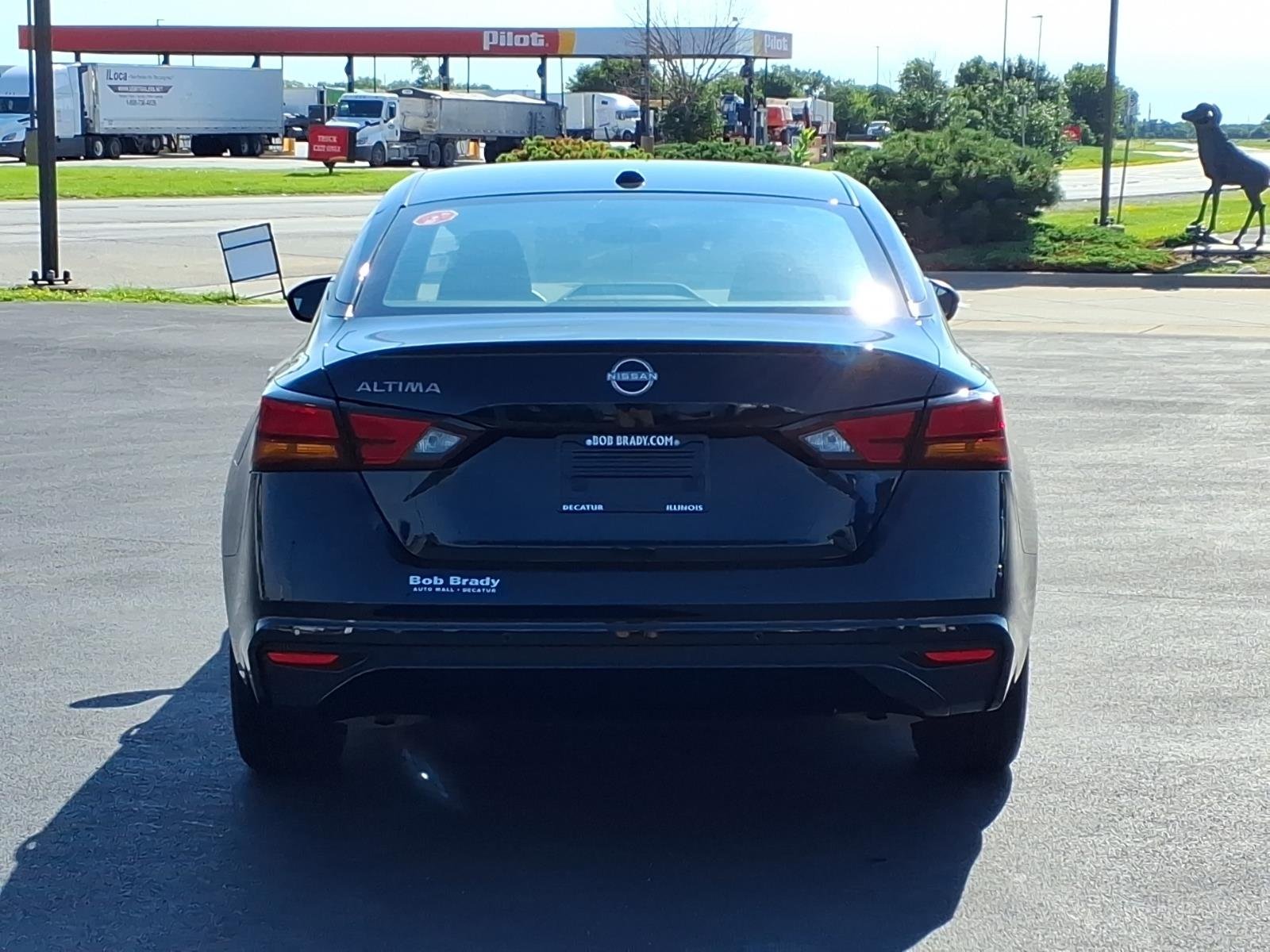 Used 2025 Black Nissan SV image 11