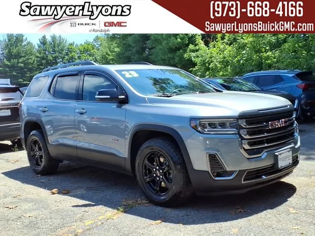 2023 GMC Acadia AT4