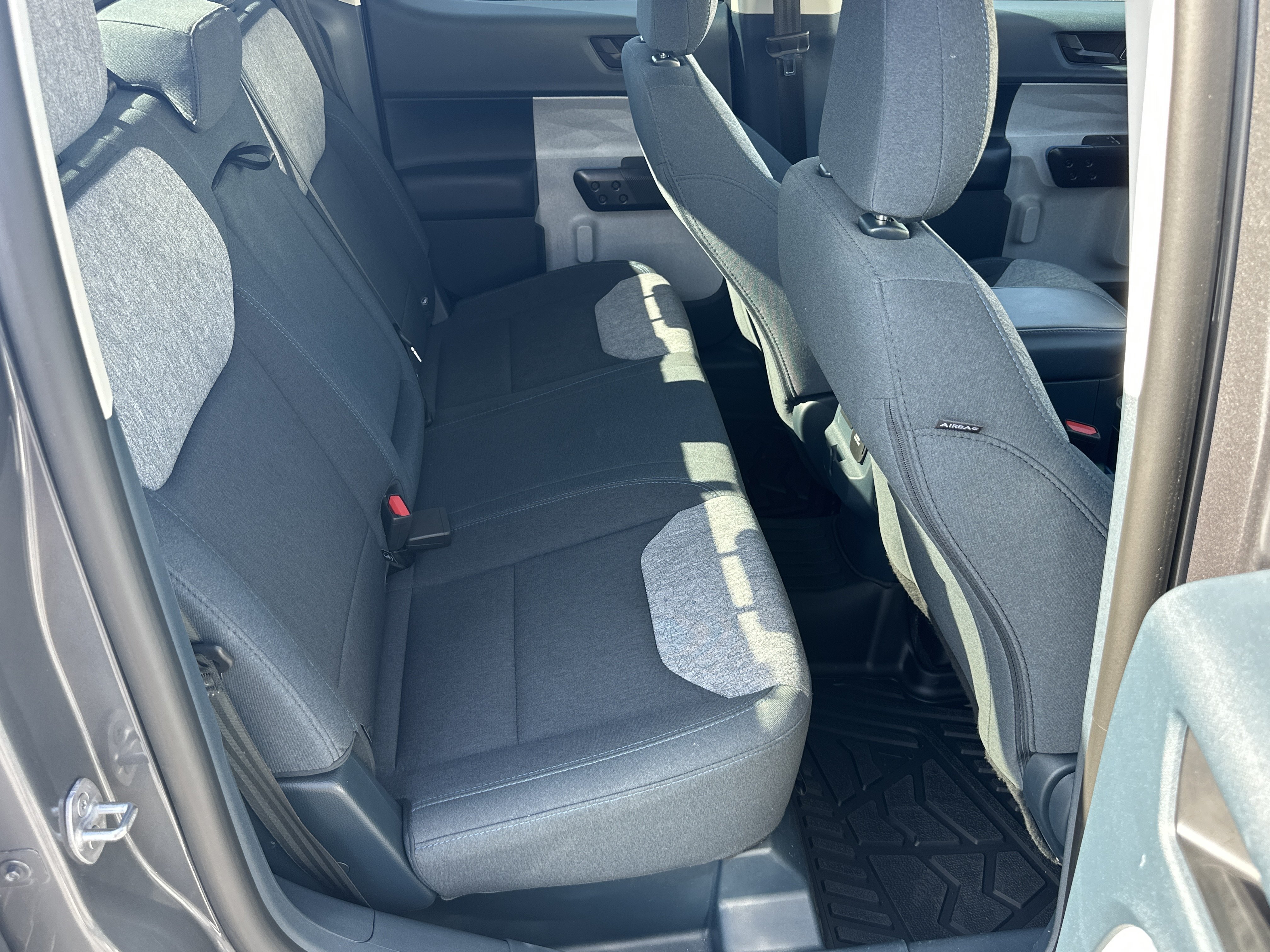 Used 2025 CARBONIZED GRAY Ford XLT image 16