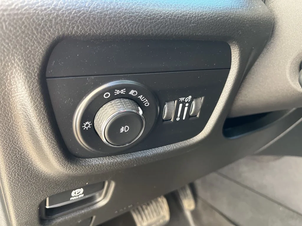 2022 Jeep Grand Cherokee Trailhawk - Photo 23